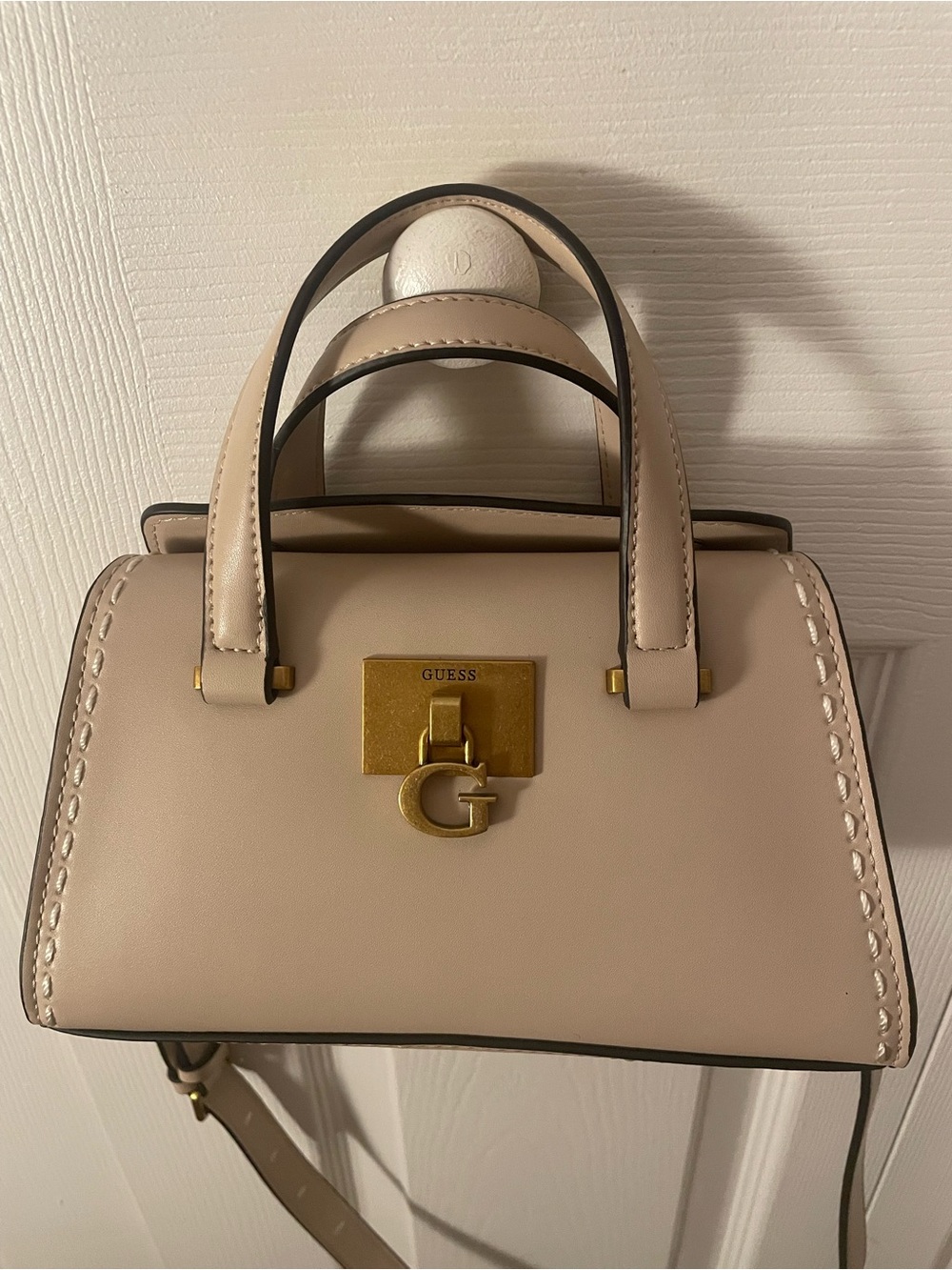 GUESS Mini Satchel 🆕 - Picture 1 of 16